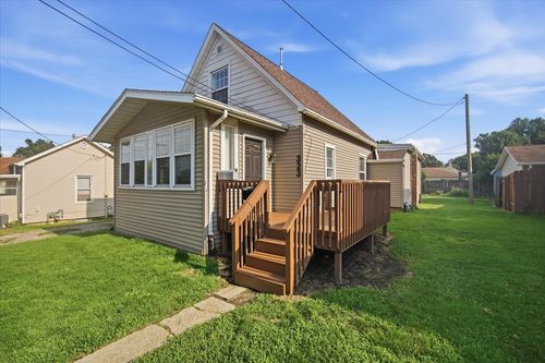 323 E Lincoln Street, Bloomington, IL, 61701 | Card Image