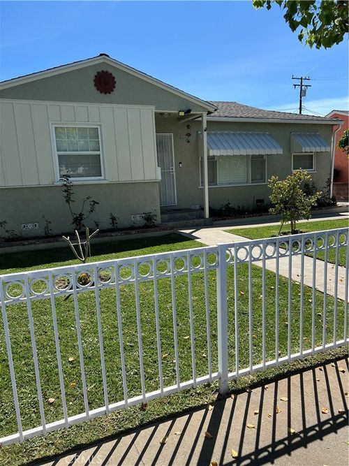 11508 Old River School Rd, Downey, CA, 90241-4409 | Card Image