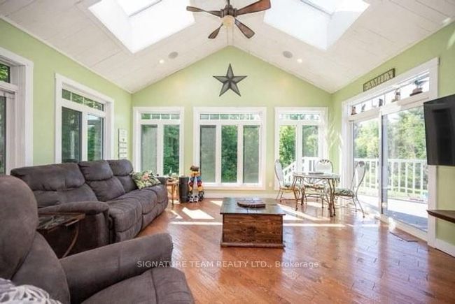 1555 Whitton Rd, House other with 3 bedrooms, 3 bathrooms and 6 parking in Horton ON | Image 6