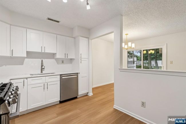 7 Eakens Ct, Condo with 2 bedrooms, 1 bathrooms and null parking in Mahwah NJ | Image 19