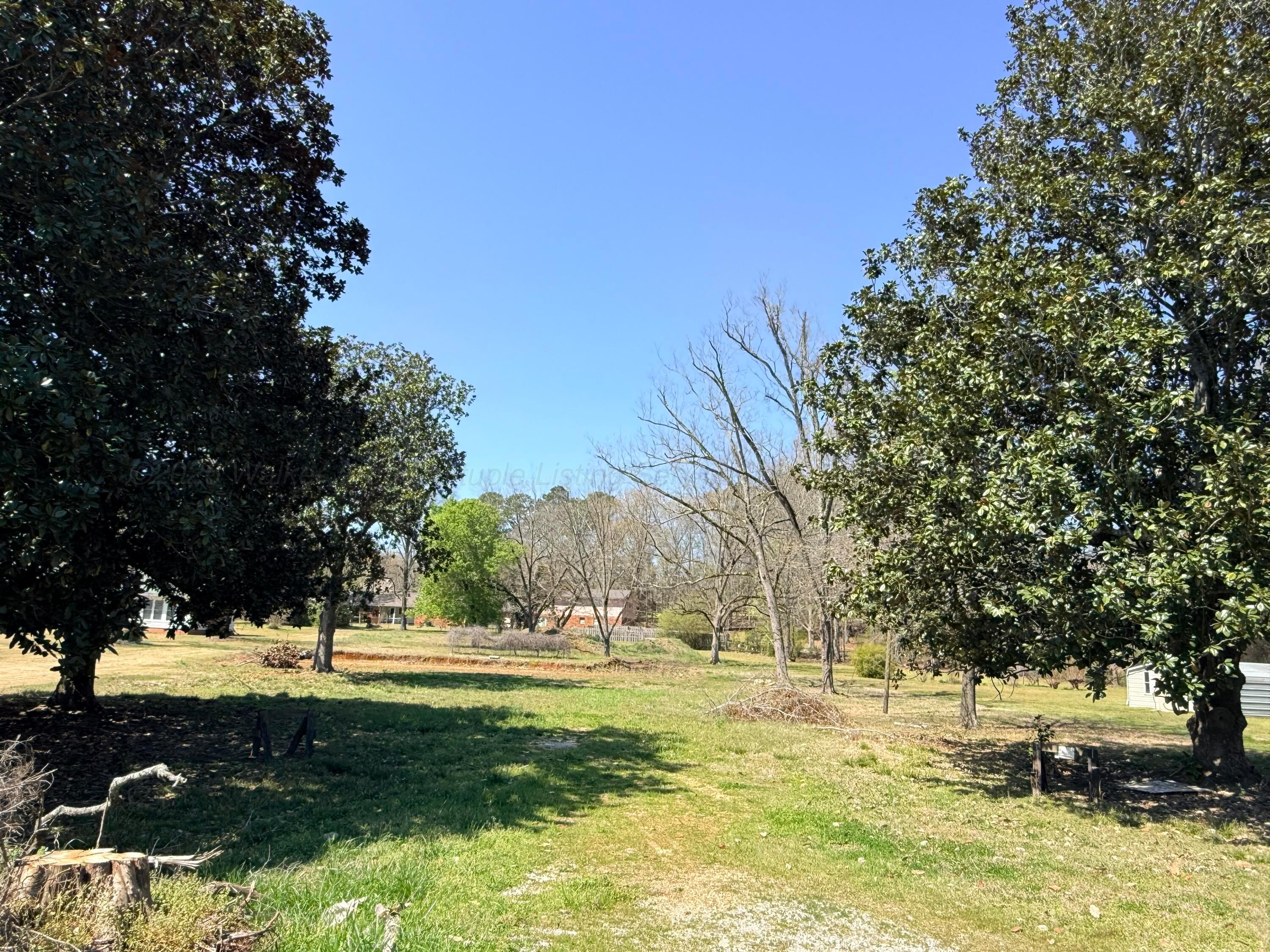 Land in Fayette