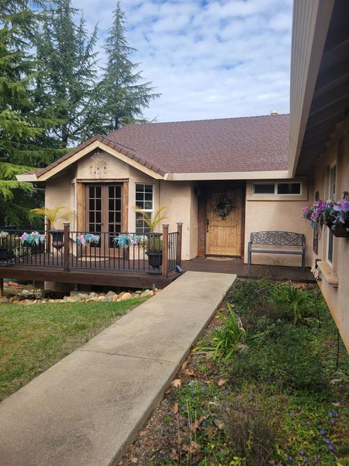 3417 Secret Lake Trl, Cool, CA, 95614-2515 | Card Image