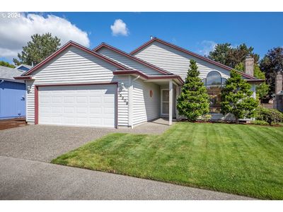 15209 Ne Summerplace Dr, House other with 2 bedrooms, 2 bathrooms and 2 parking in Portland OR | Image 1