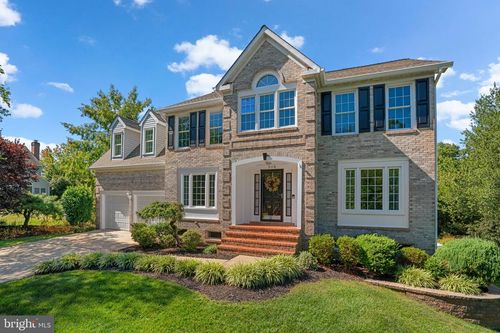 5118 Little Creek Dr, Ellicott City, MD, 21043-7922 | Card Image