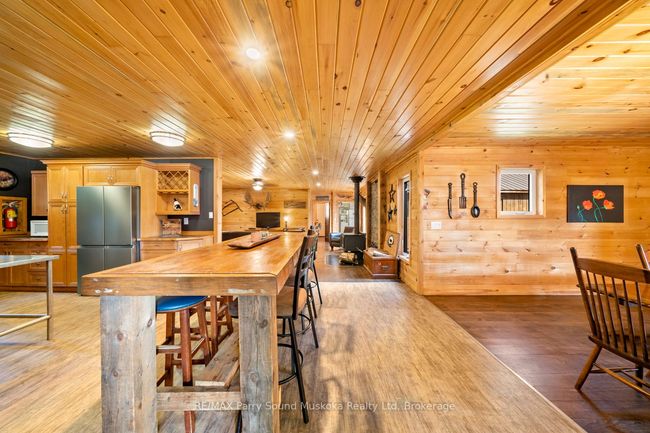 1099 Bunny Trail, House other with 6 bedrooms, 2 bathrooms and 10 parking in Dunchurch ON | Image 29