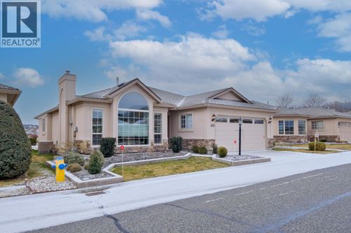 419-595 Yates Rd, Kelowna, BC, V1V1P8 | Card Image