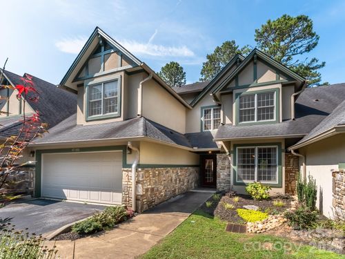 202-47 Ridgetop Cir, Brevard, NC, 28712-3088 | Card Image