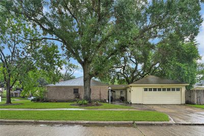 18035 Mountfield Drive, House other with 4 bedrooms, 2 bathrooms and null parking in Houston TX | Image 1