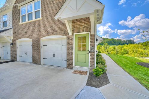 4564 Bentwood Hills Dr, Wilder, KY, 41071-8848 | Card Image