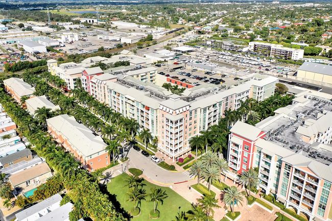 APT-606 - 804 E Windward Way, Condo with 2 bedrooms, 2 bathrooms and null parking in Lantana FL | Image 4