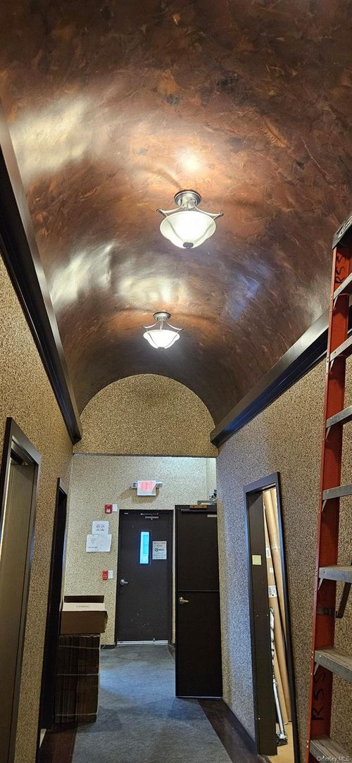 b102-415 Spook Rock Rd, Suffern, NY, 10901-5308 | Card Image