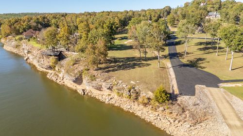 21 Rivers Edge Cv, Bath Springs, TN, 38311-4347 | Card Image
