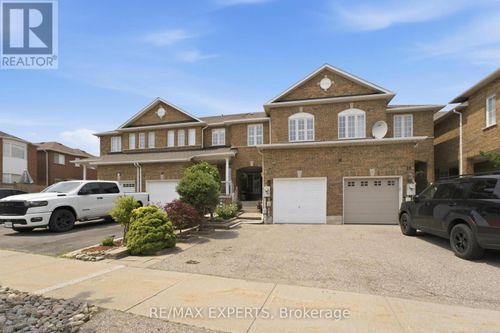 16 Piazza Cres, Woodbridge, ON, L4H2C8 | Card Image