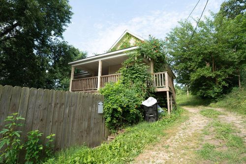 517 W 3rd Street, Anderson, MO, 64831 | Card Image