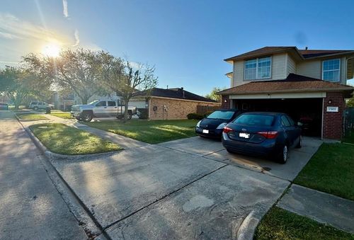 17055 Kilwinning Dr, Houston, TX, 77084-1729 | Card Image