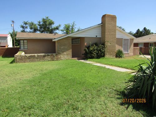 706 W Mann Ave, Artesia, NM, 88210-2306 | Card Image