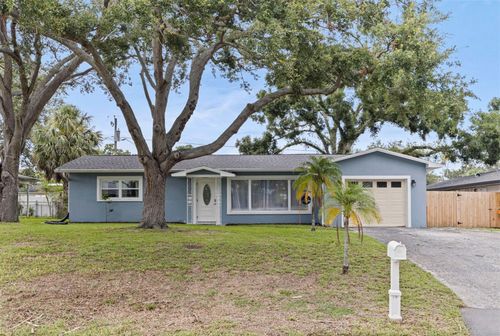 11451 82nd Ave, SEMINOLE, FL, 33772-4124 | Card Image