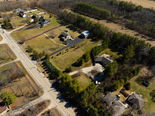 23901 Grass Lake Rd, Antioch, IL, 60002-7405 | Card Image