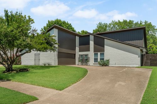 2806 N Creekwood Dr, Grapevine, TX, 76051-5663 | Card Image