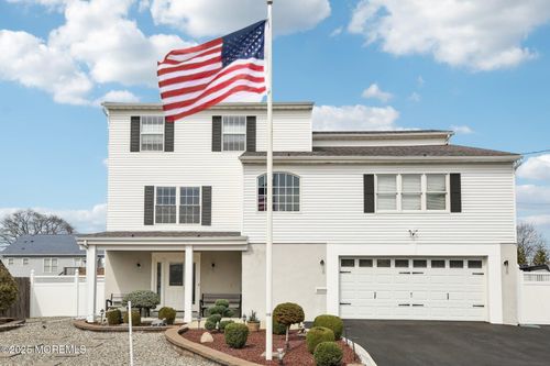 415 Lorillard Ave, Union Beach, NJ, 07735-2917 | Card Image