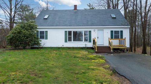 27 Bradford Road, Wiscasset, ME, 04578 | Card Image