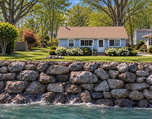 4532 Edgewater Dr, Sheffield Lake, OH, 44054-1305 | Card Image