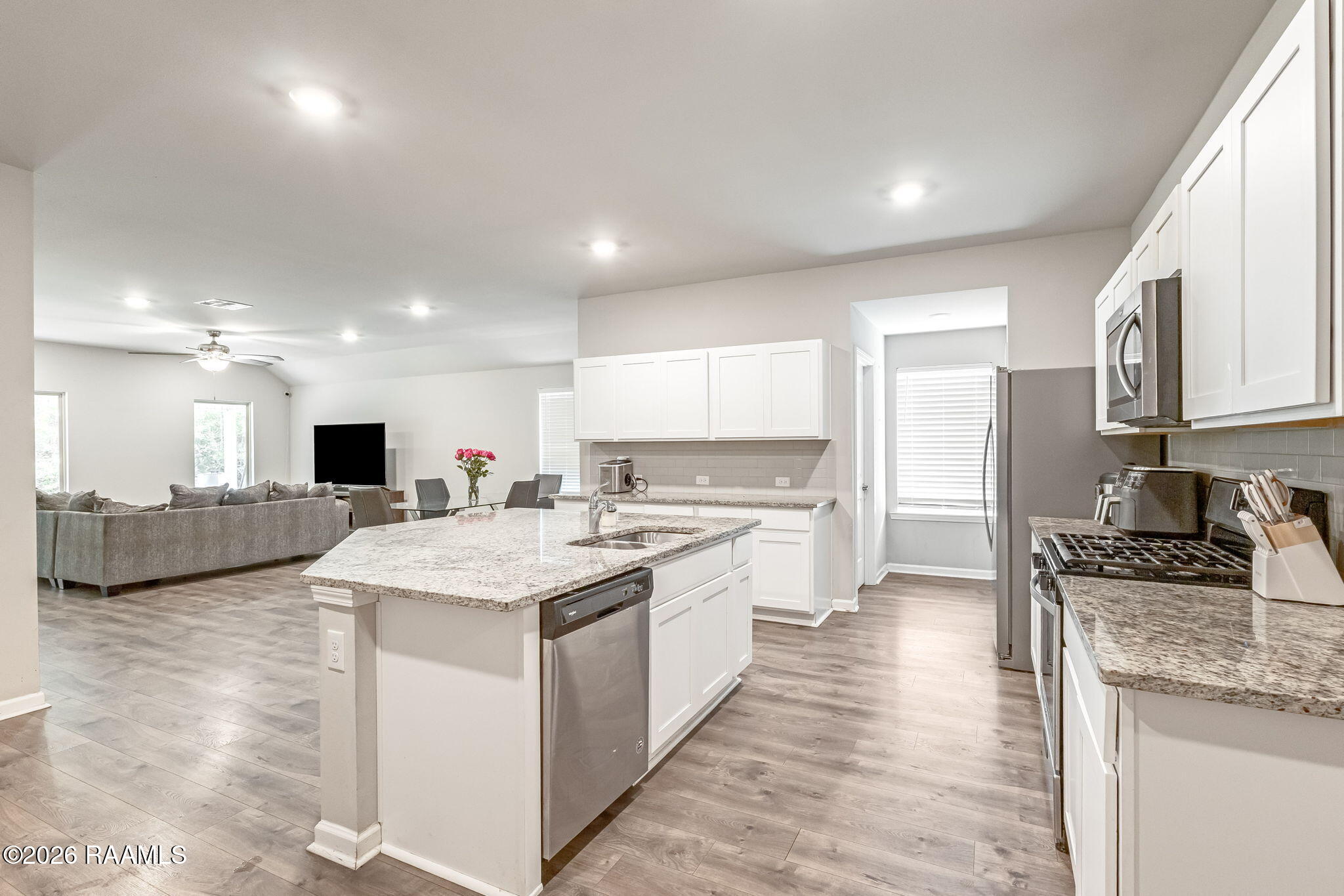 Residential in Duson 4