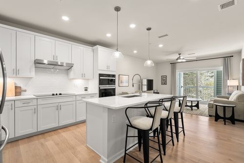 312-280 Martins Lndg, North Reading, MA, 01864 | Card Image