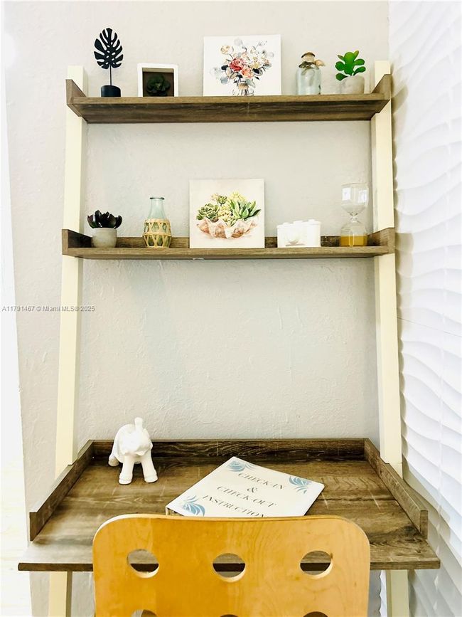 1011 - 1011 Nw 7 Th Ave, Townhouse with 2 bedrooms, 2 bathrooms and null parking in Miami FL | Image 5