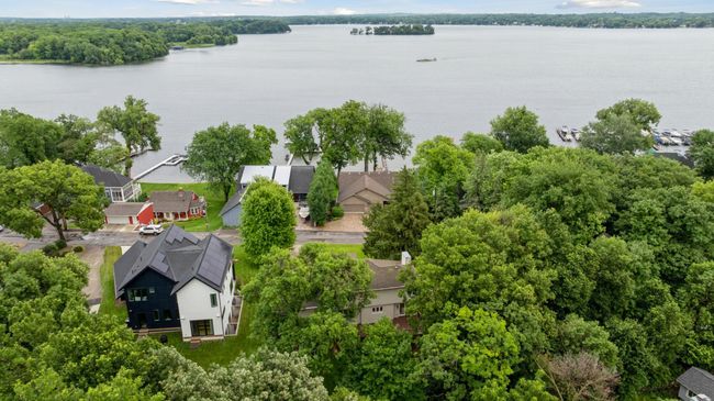 240 W Point Rd, House other with 4 bedrooms, 4 bathrooms and null parking in Excelsior MN | Image 38