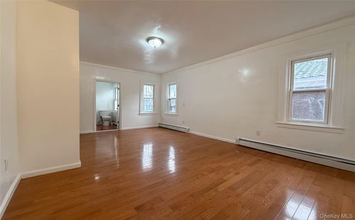 3330 145th Pl, Flushing, NY, 11354-3132 | Card Image