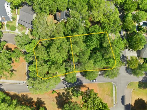 312 Hundred Oaks Pkwy, Summerville, SC, 29483-8026 | Card Image