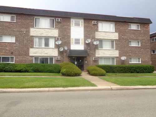 1c-5740 108th St, Chicago Ridge, IL, 60415-2312 | Card Image