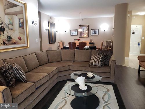 2-410-2900 N Leisure World Blvd, SILVER SPRING, MD, 20906-7300 | Card Image