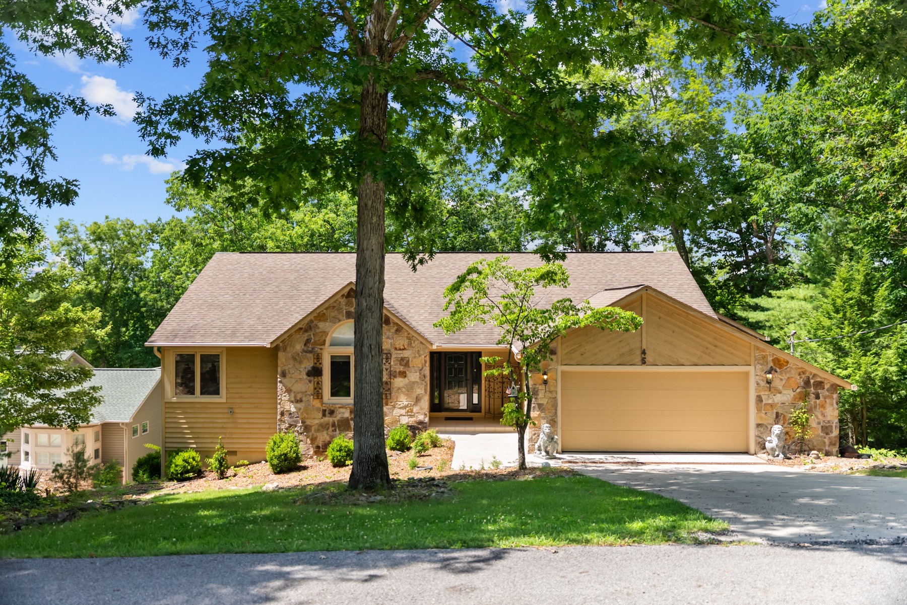 Residential in Crossville