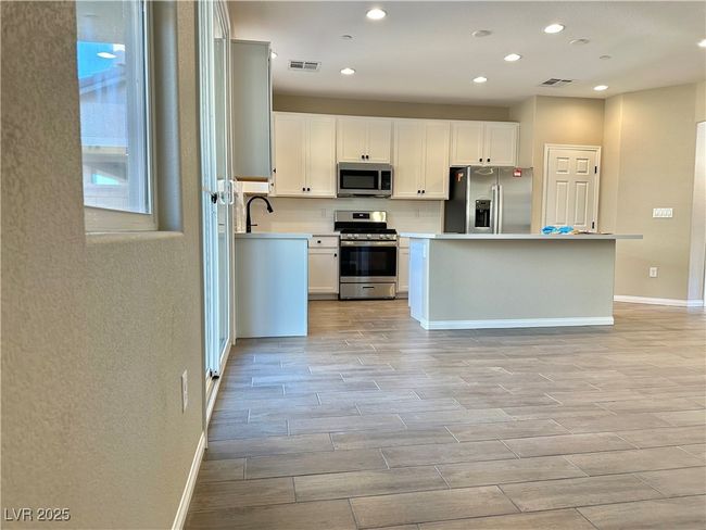 5075 Serene Skies St, House other with 3 bedrooms, 3 bathrooms and null parking in Las Vegas NV | Image 11