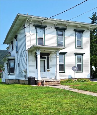 3 unit residential with vinyl siding | Image 2