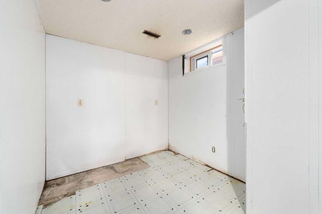8531 47 Ave Nw, House other with 3 bedrooms, 2 bathrooms and 2 parking in Calgary AB | Image 26