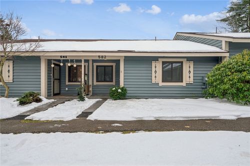 582 Maple Ct, Hidden Valley, PA, 15502-0504 | Card Image