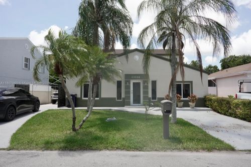 11906-11906 Sw 272nd Ter, Homestead, FL, 33032-3368 | Card Image