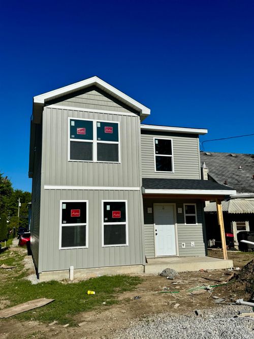 3311 Smith St, Fort Wayne, IN, 46806-4215 | Card Image