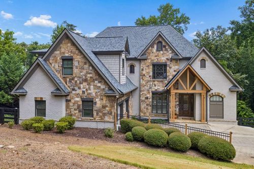 3330 Chimney Point Dr, Cumming, GA, 30041-7716 | Card Image