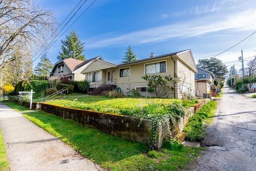 5240 East Blvd, Vancouver, BC, V6M3V1 | Card Image