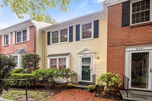 254-254 Park St, New Canaan, CT, 06840-5712 | Card Image
