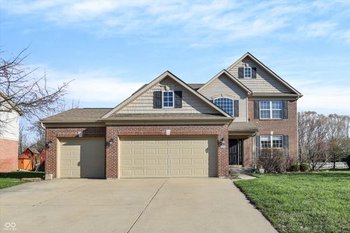 5704 Yorktown Rd, Plainfield, IN, 46168-7423 | Card Image