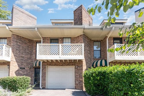 203 Glenstone Cir, Brentwood, TN, 37027-3915 | Card Image