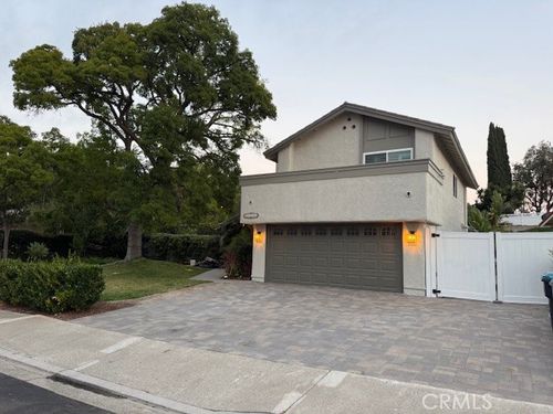 27832 Ruisenor, Mission Viejo, CA, 92692-2726 | Card Image
