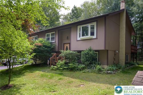 1412 Sherwood Forest Rd, Saylorsburg, PA, 18353-7701 | Card Image