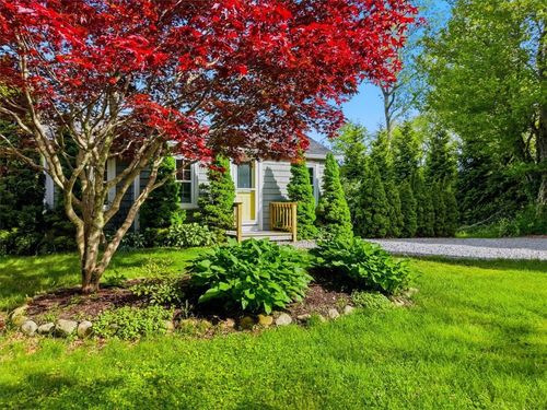 45 Port Ave, South Kingstown, RI, 02879-6007 | Card Image