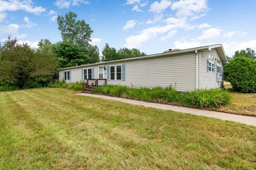 425 Mountain View Rd, Williston, VT, 05495-7723 | Card Image